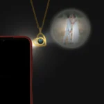 projection-heart-necklace-5-image_800x